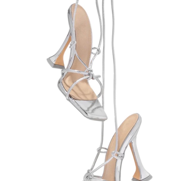 VIP BABES- SILVER (NEVER WORN) - Picture 2 of 3